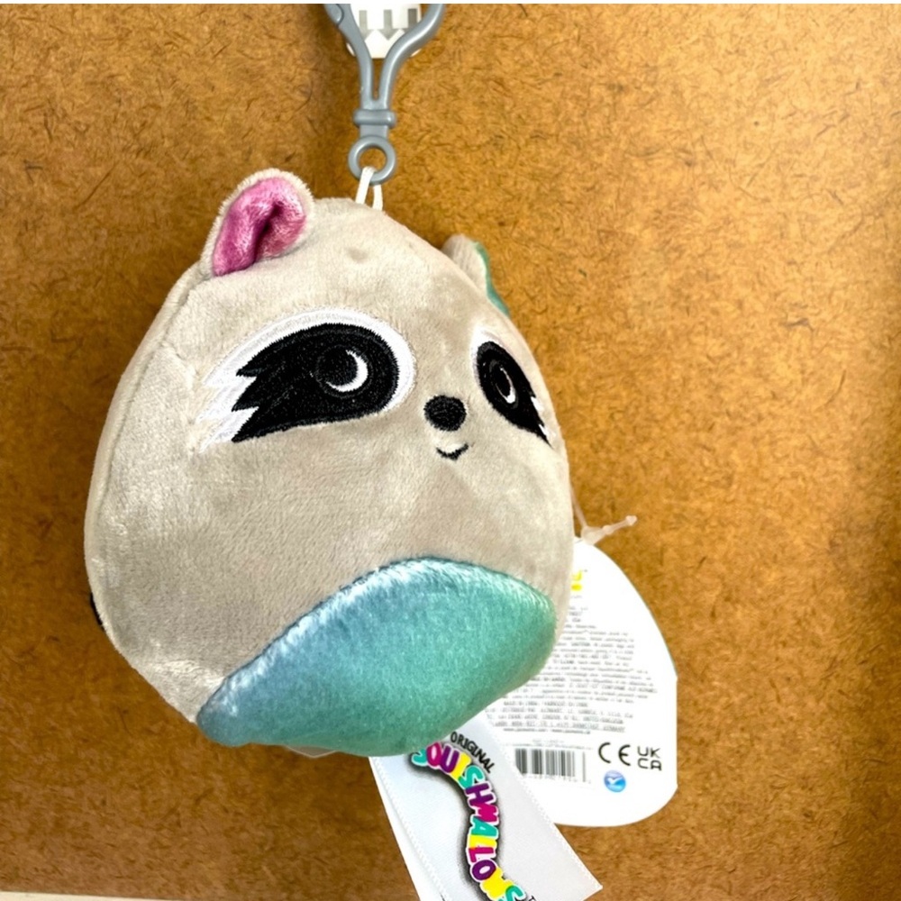 Squishmallow Max The Raccoon Clip-On 3.5in